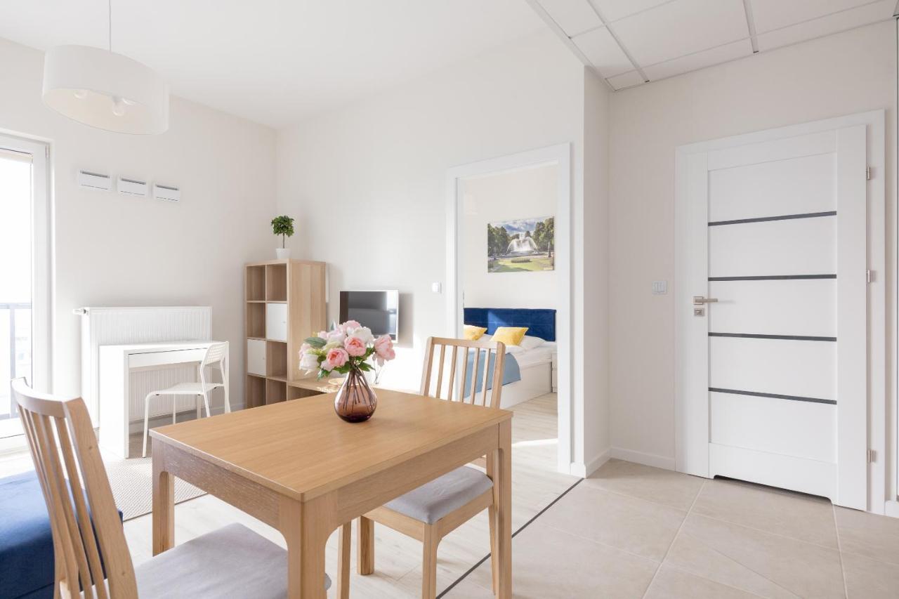 Wola Chic Blue Apartment Varşova Dış mekan fotoğraf